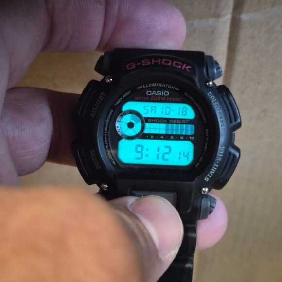 G Shock Digital Black and red - Picture 9 of 9